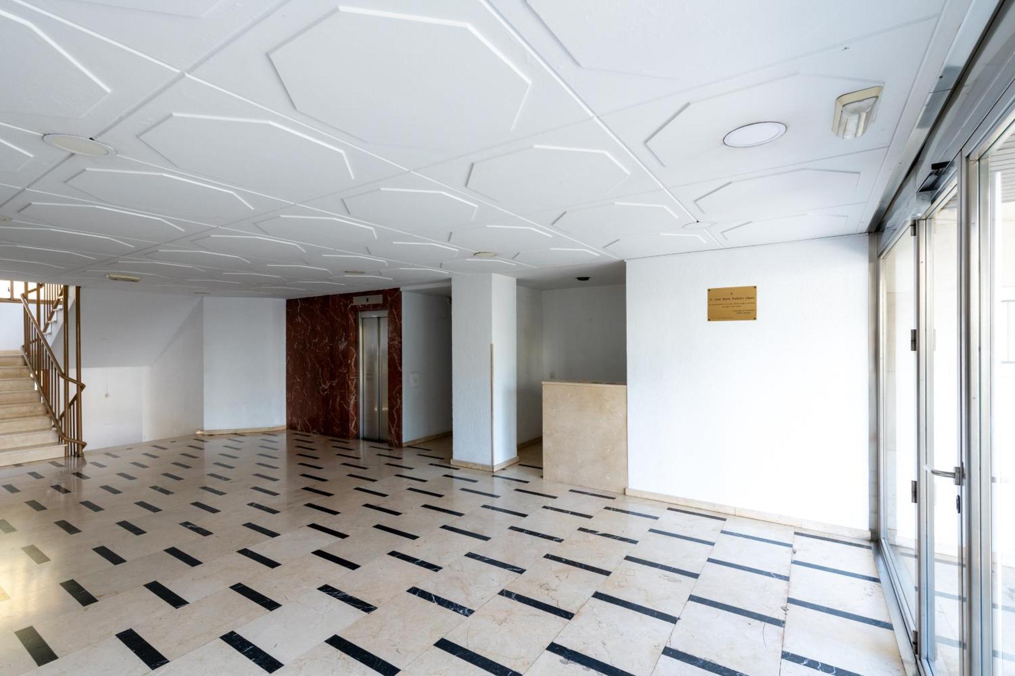 Diseno Y Comodidad En Bami Seville Exterior photo